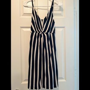 Summer dress! Never worn.